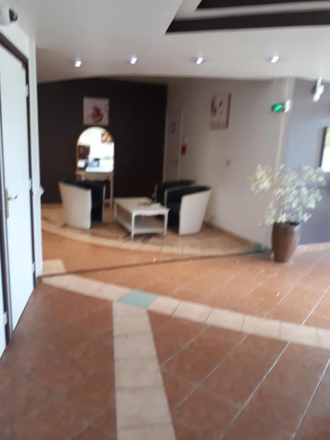 Hotel Albatros Mouans-Sartoux Exterior foto